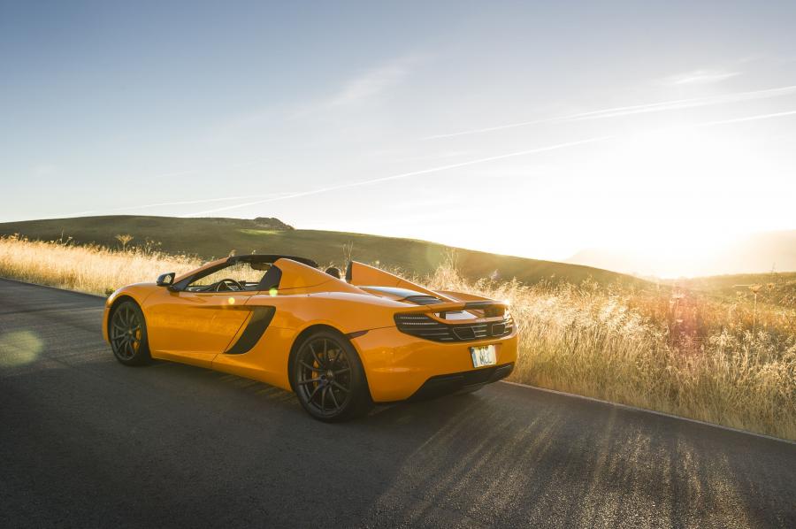  McLaren MP4-12C Spyder 2012 года  (фото 39 из 270)